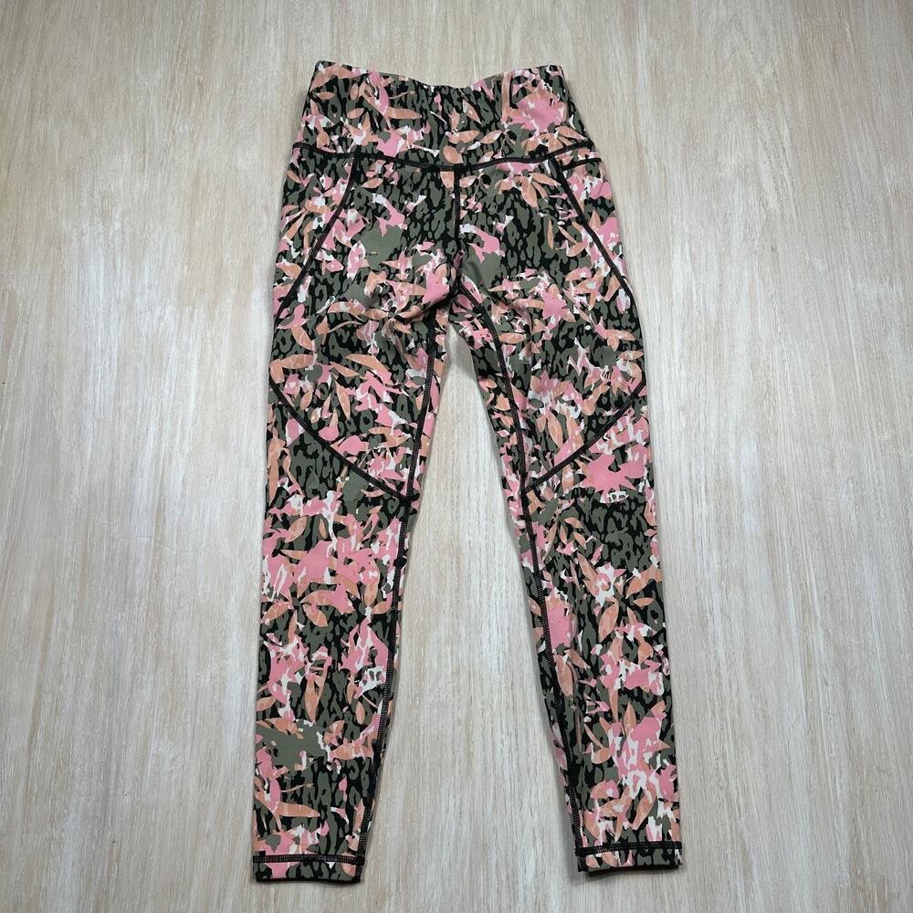 Sweaty Betty XXS Power 7/8 Leggings Camo Pink Olive Print Mid Rise Workout Pants